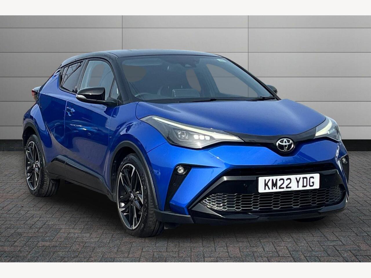Main listing image - Toyota C-HR