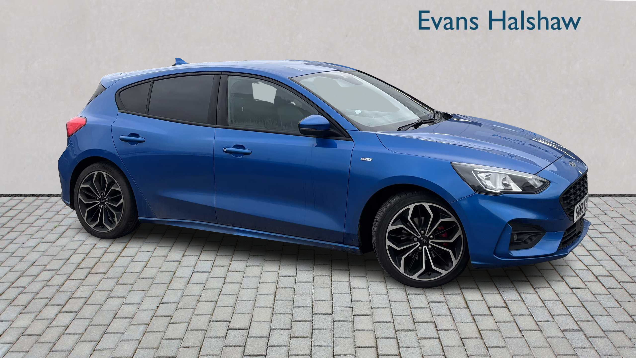 Main listing image - Ford Focus