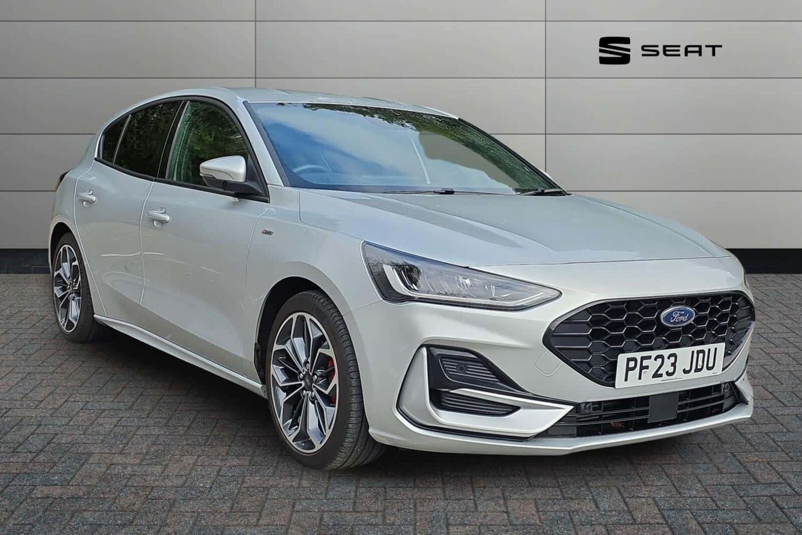 Main listing image - Ford Focus