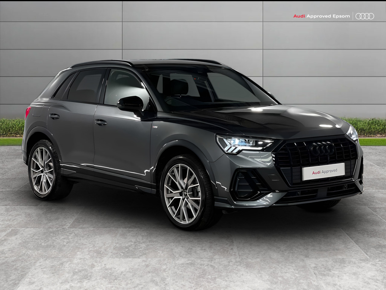 Main listing image - Audi Q3