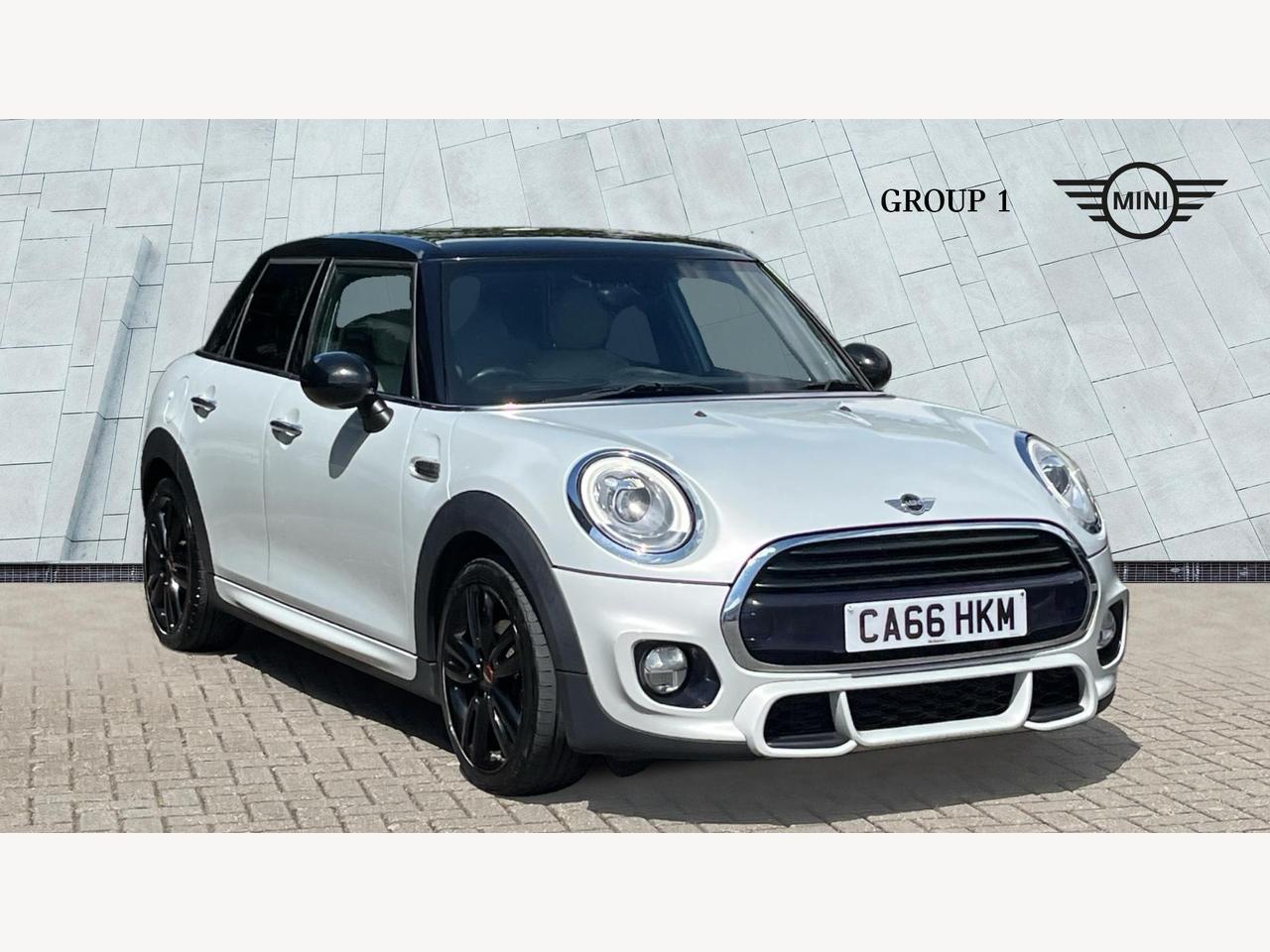 Main listing image - MINI Hatchback 5dr