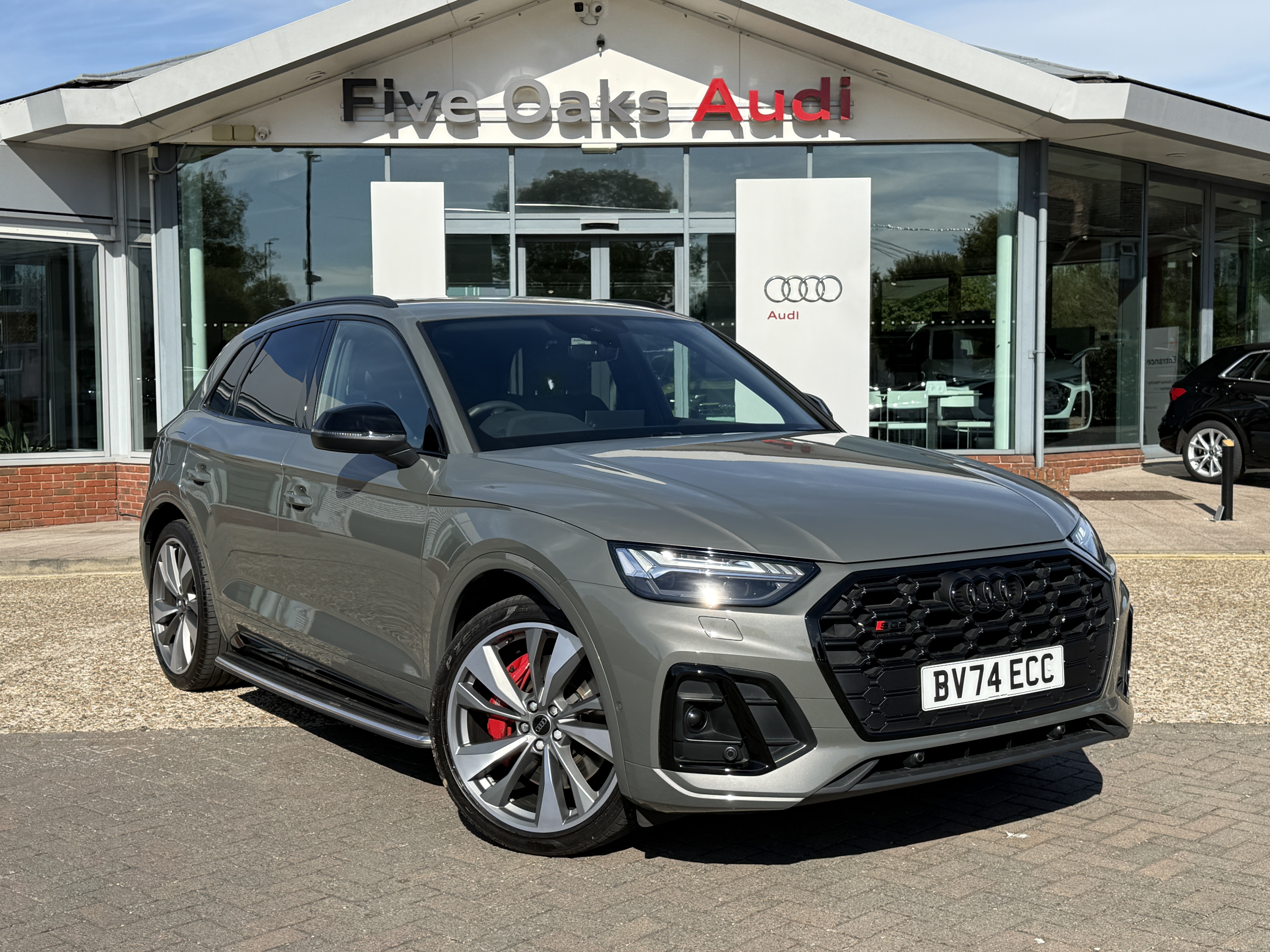 Main listing image - Audi Q5