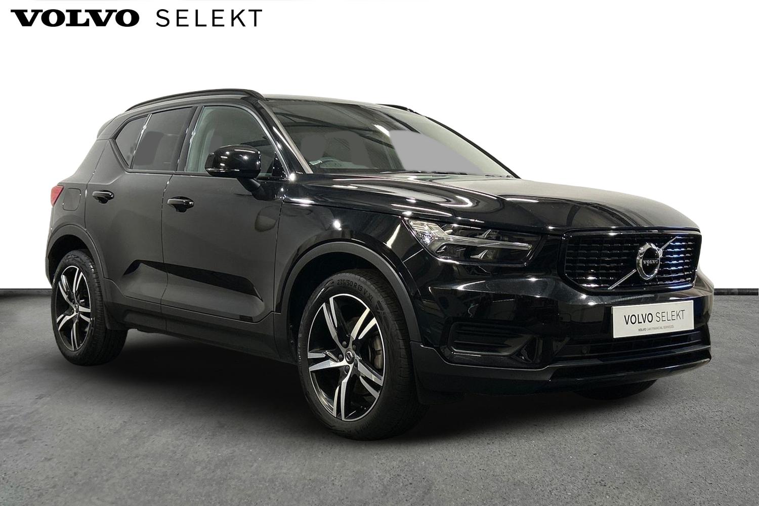 Main listing image - Volvo XC40