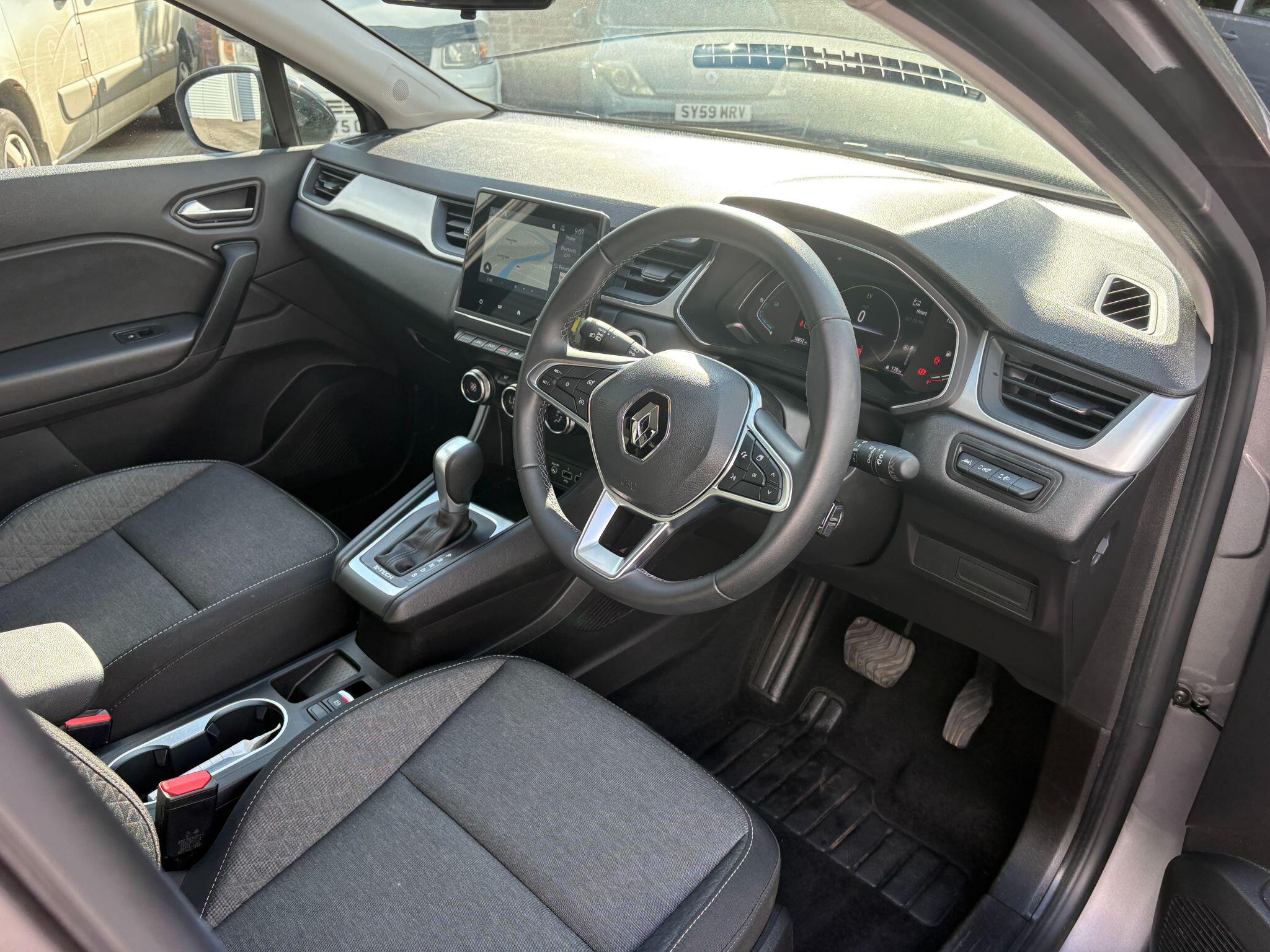 Main listing image - Renault Captur