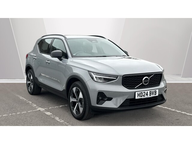 Main listing image - Volvo XC40