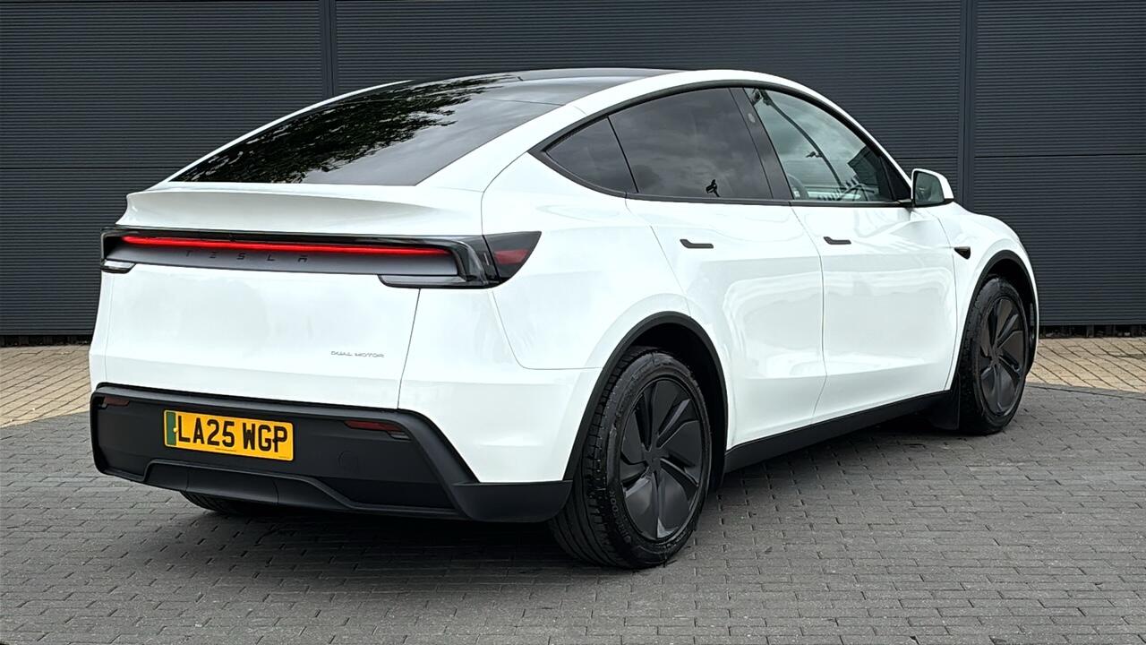 Main listing image - Tesla Model Y
