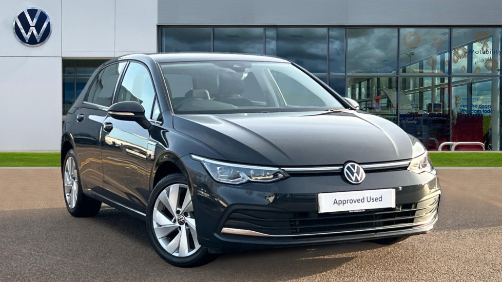 Main listing image - Volkswagen Golf