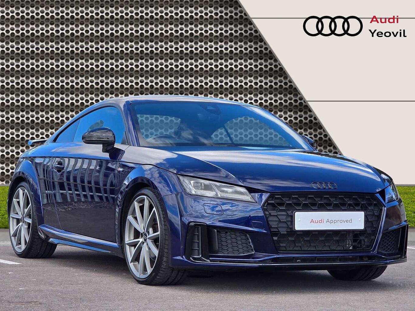 Main listing image - Audi TT