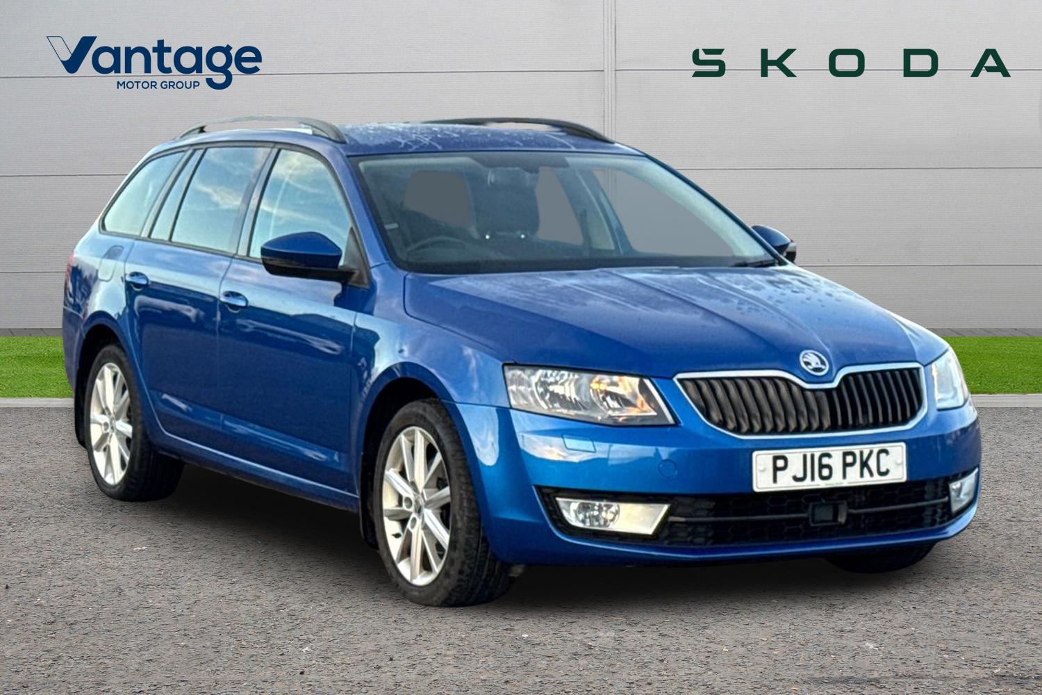 Main listing image - Skoda Octavia Estate