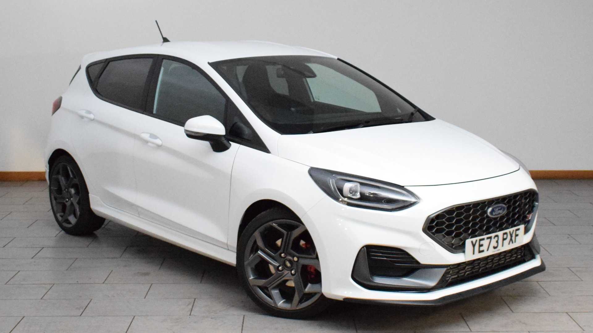 Main listing image - Ford Fiesta ST