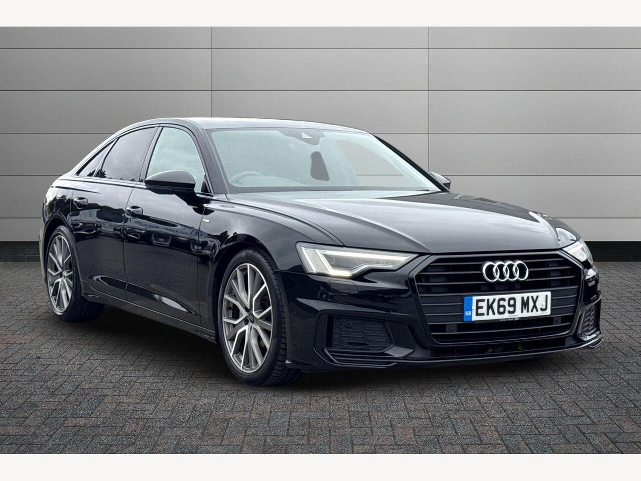 Main listing image - Audi A6