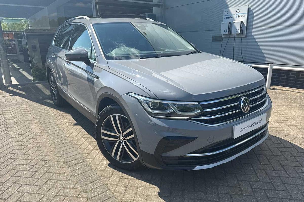 Main listing image - Volkswagen Tiguan