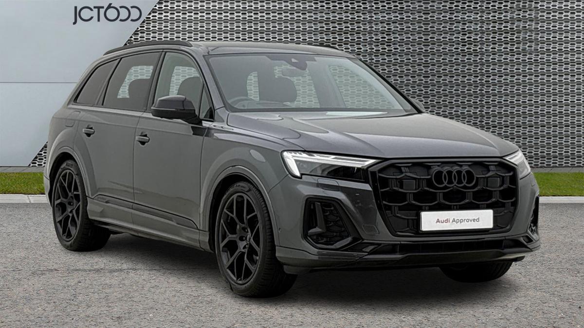 Main listing image - Audi Q7
