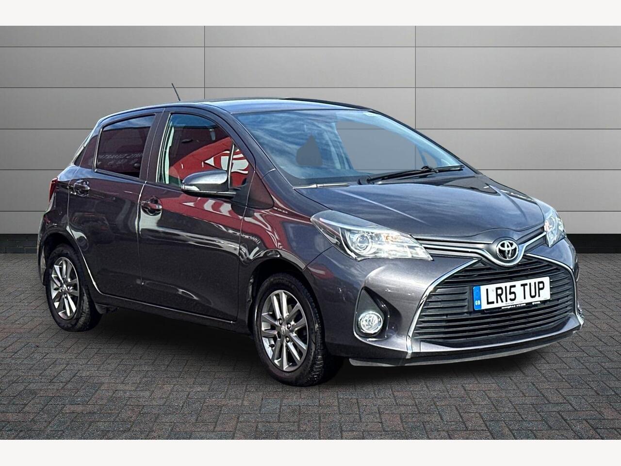 Main listing image - Toyota Yaris