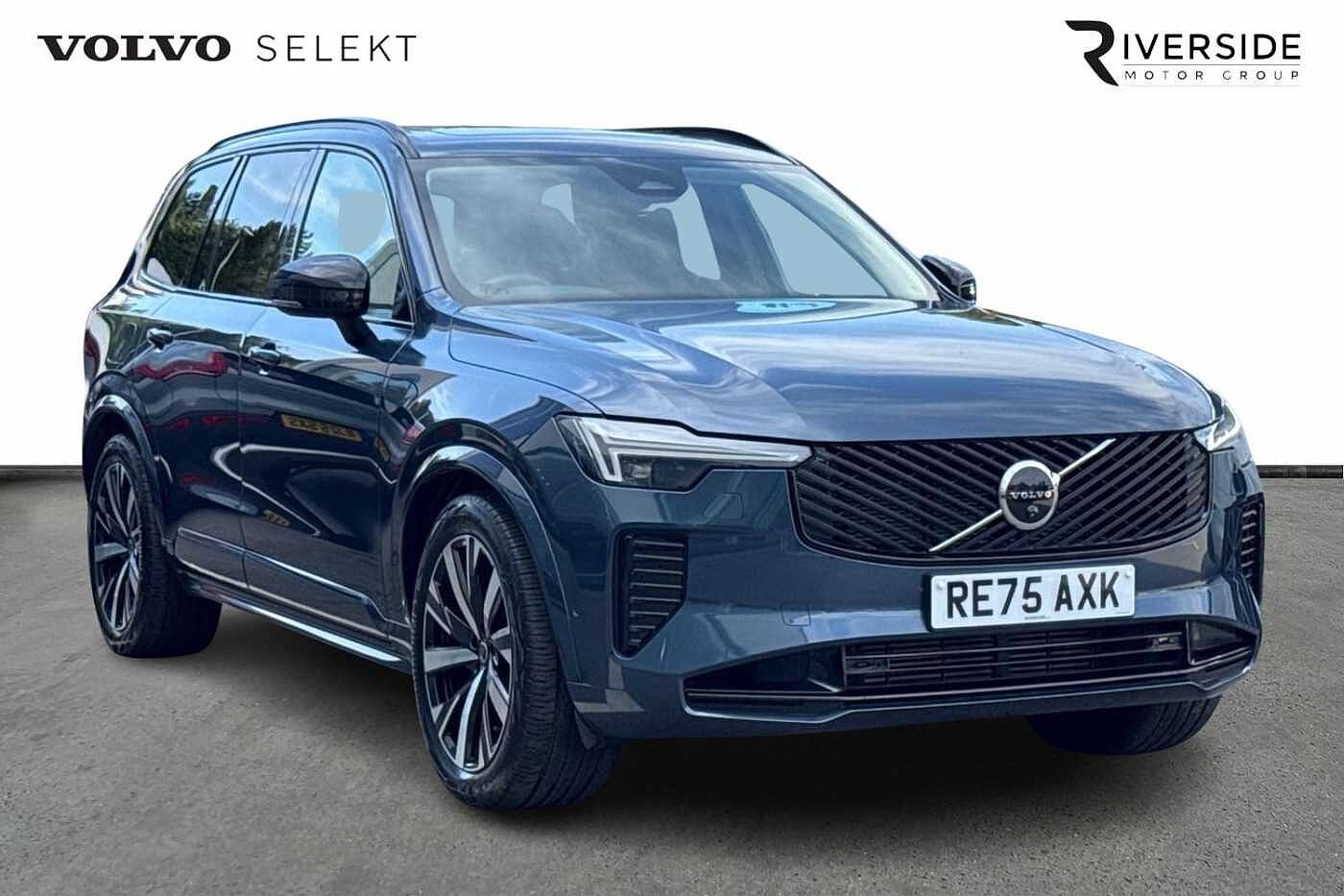 Main listing image - Volvo XC90