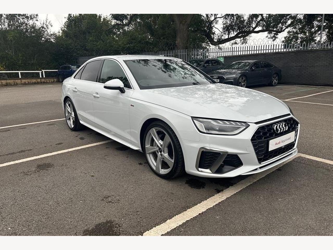 Main listing image - Audi A4