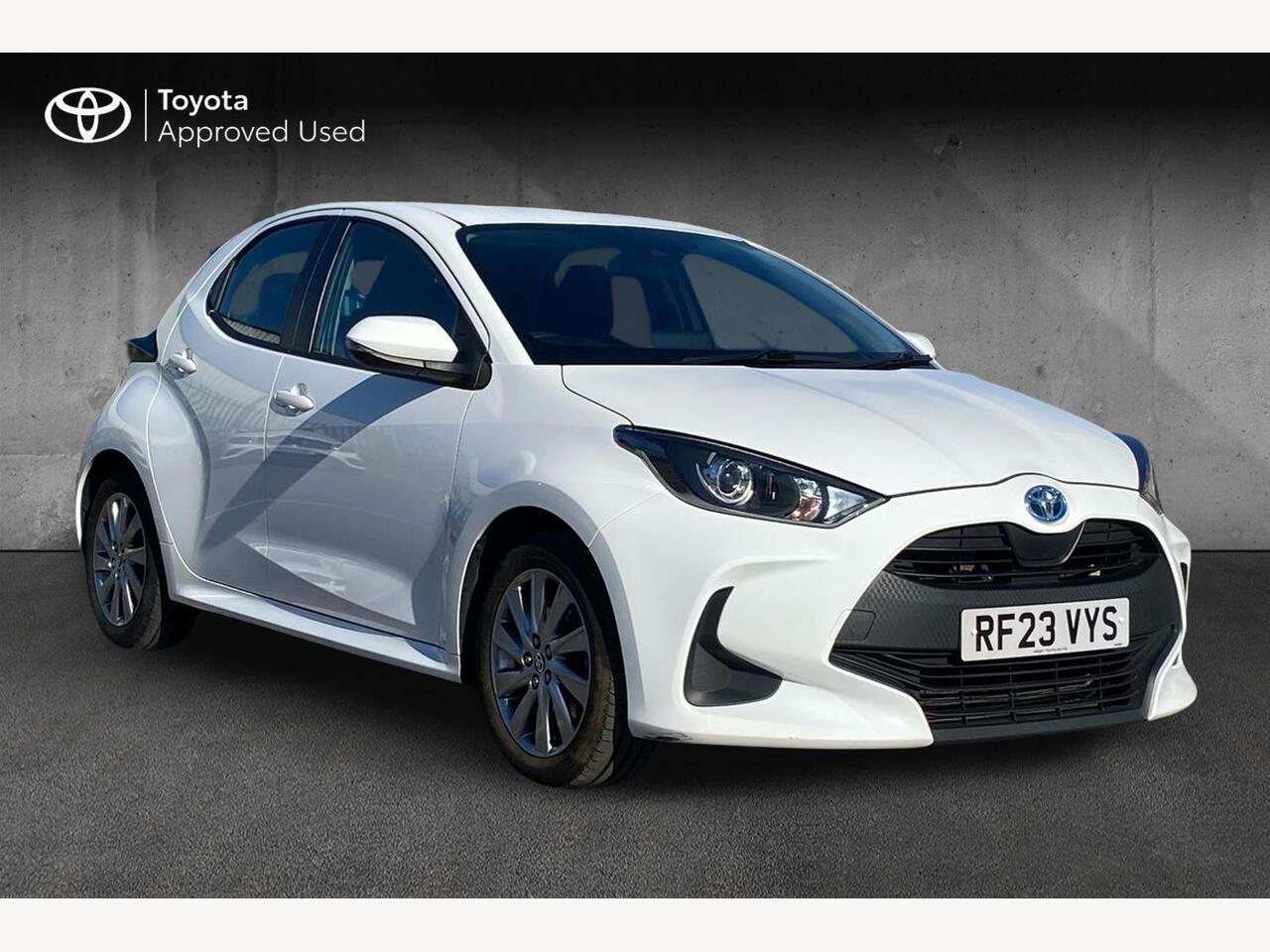 Main listing image - Toyota Yaris