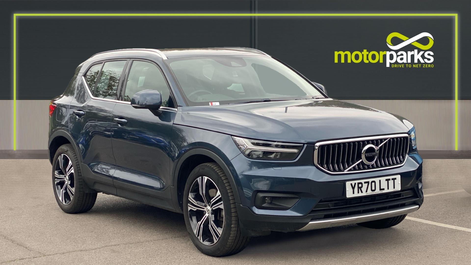 Main listing image - Volvo XC40