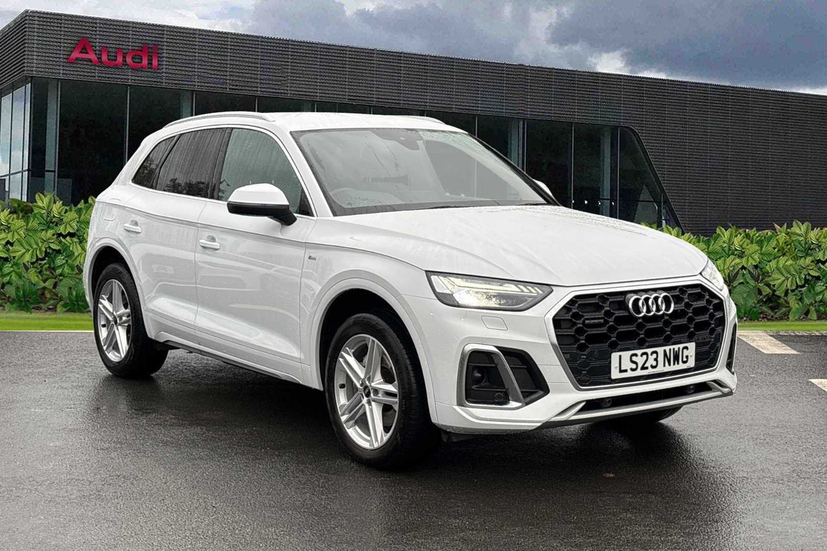 Main listing image - Audi Q5