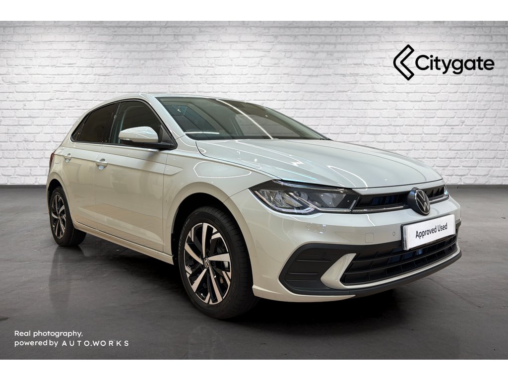 Main listing image - Volkswagen Polo