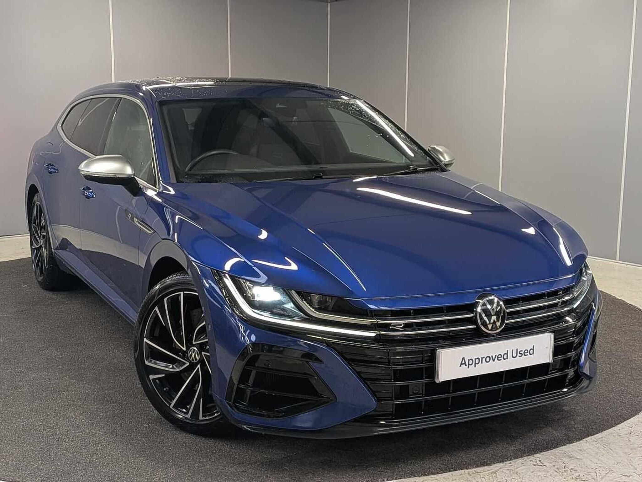 Main listing image - Volkswagen Arteon Shooting Brake