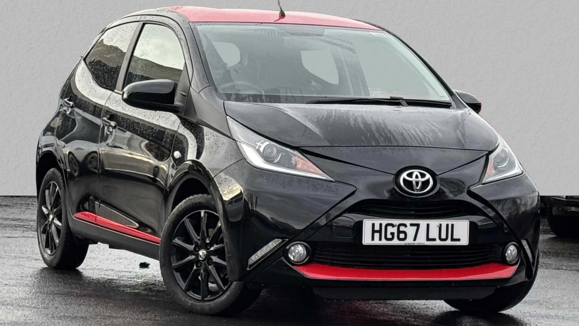 Main listing image - Toyota Aygo