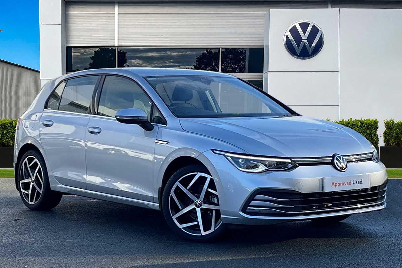 Main listing image - Volkswagen Golf