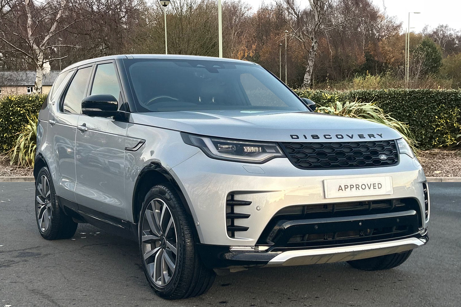 Main listing image - Land Rover Discovery