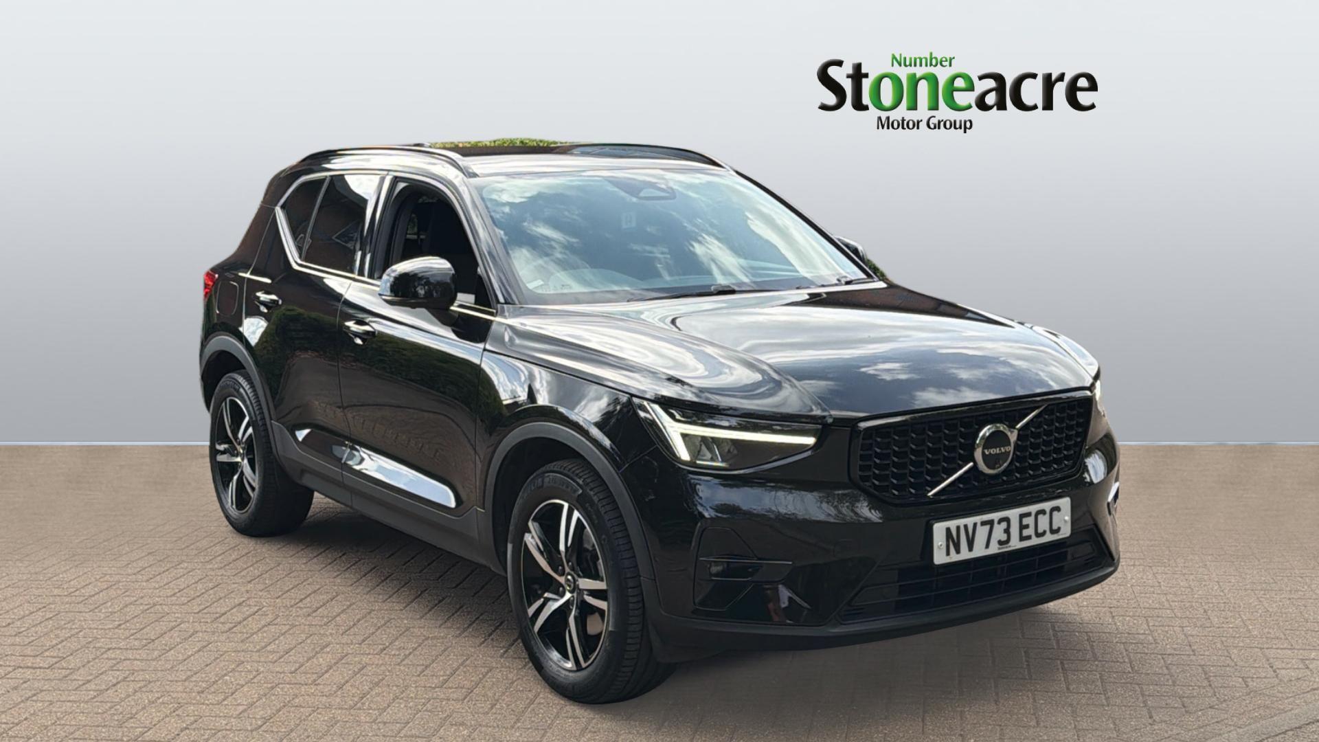 Main listing image - Volvo XC40