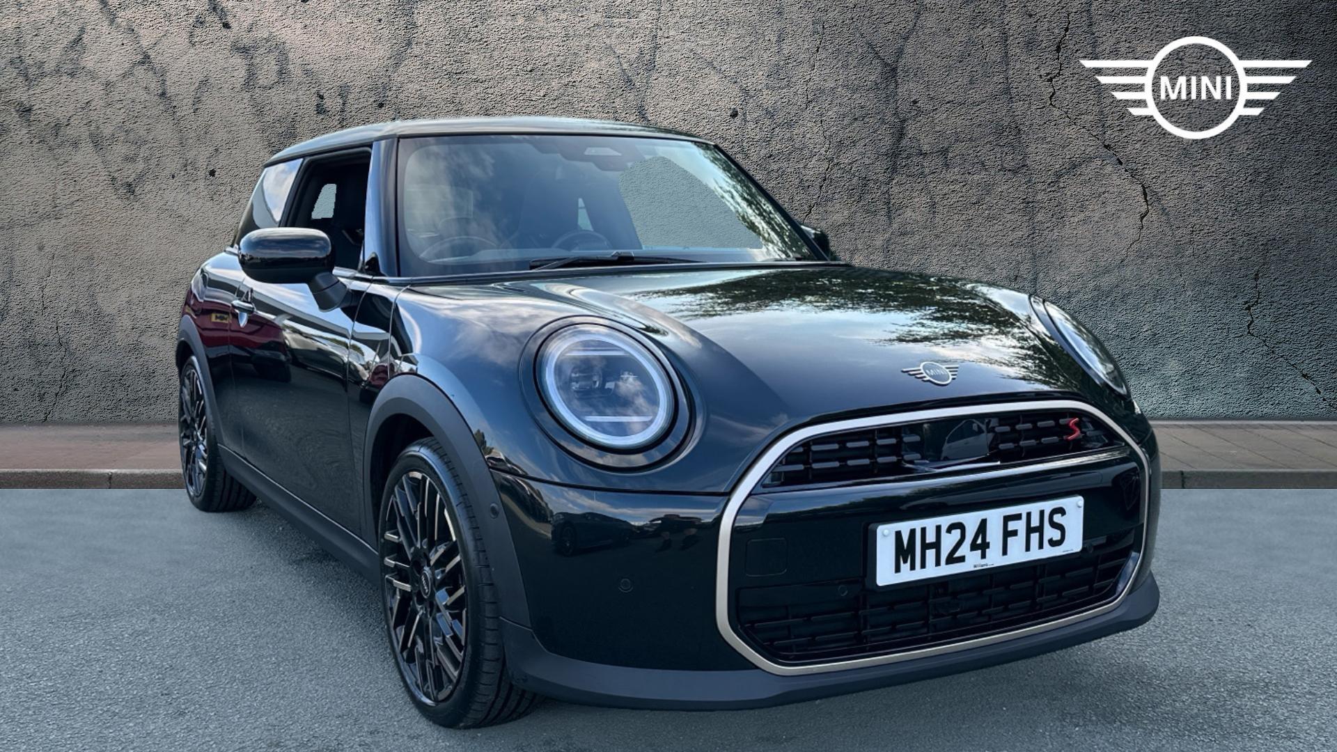 Main listing image - MINI Hatchback