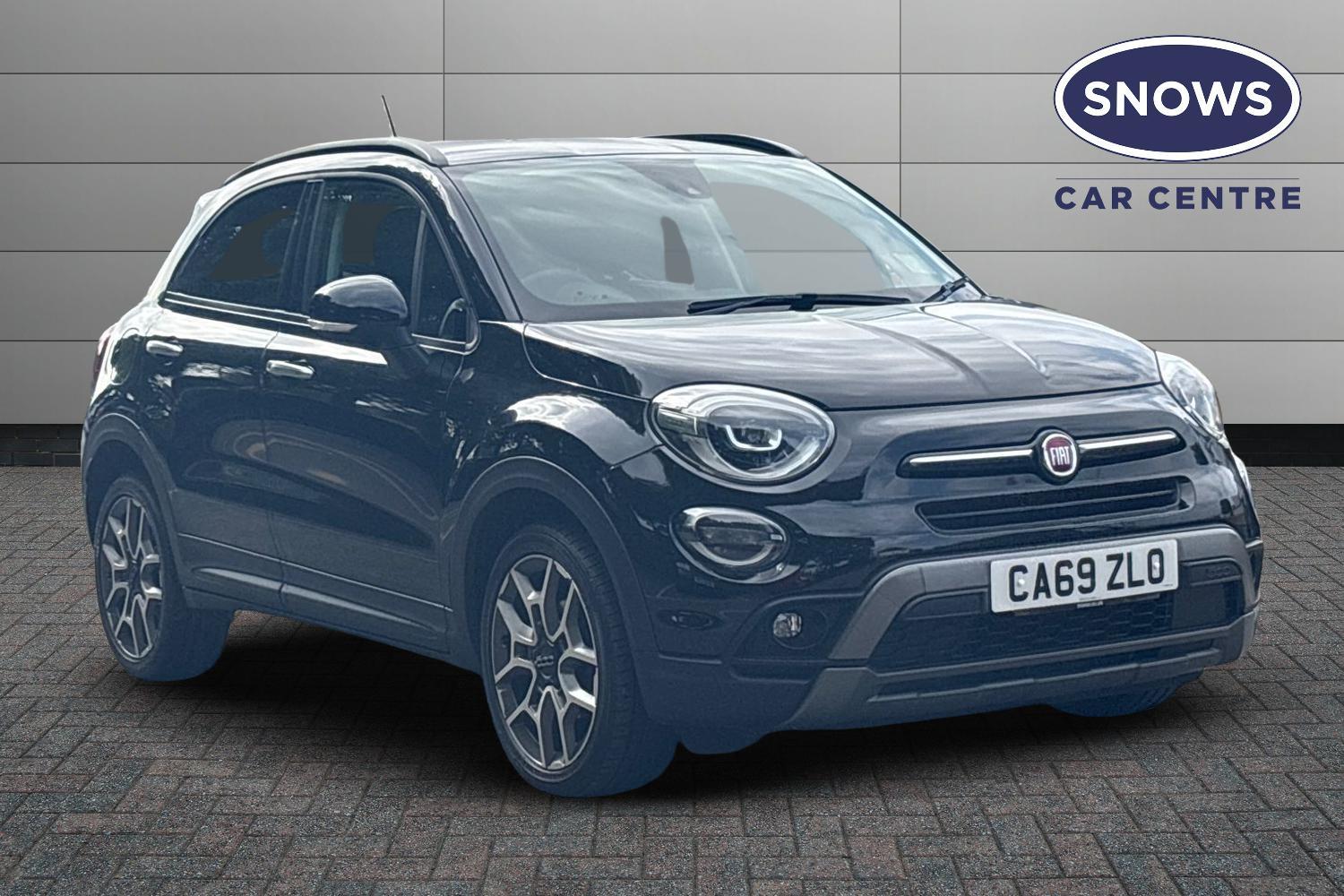 Main listing image - Fiat 500X
