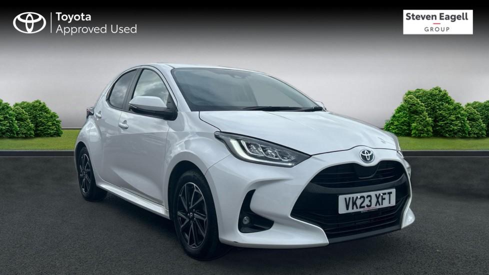 Main listing image - Toyota Yaris