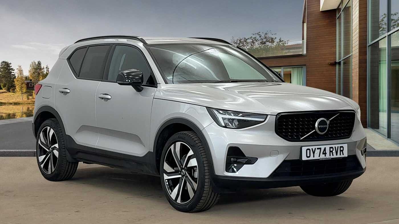 Main listing image - Volvo XC40