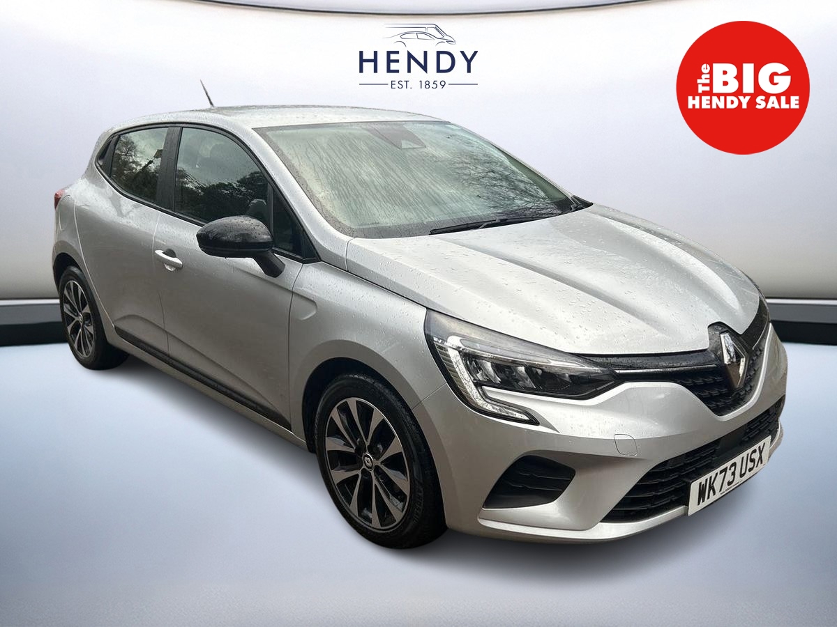 Main listing image - Renault Clio