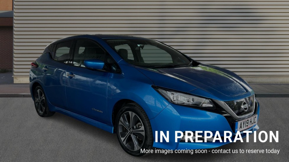 Main listing image - Nissan Leaf