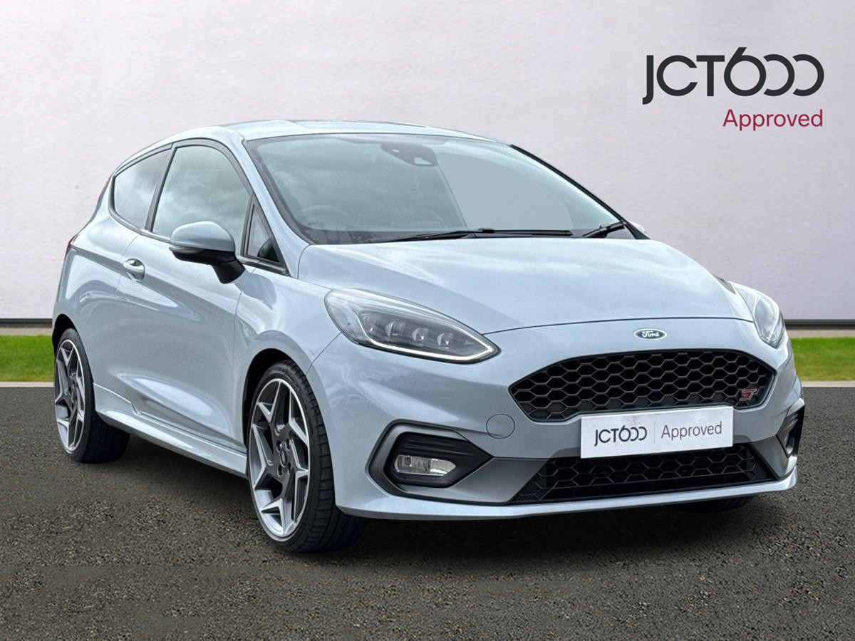 Main listing image - Ford Fiesta ST