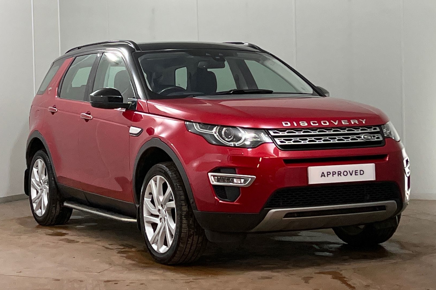 Main listing image - Land Rover Discovery Sport