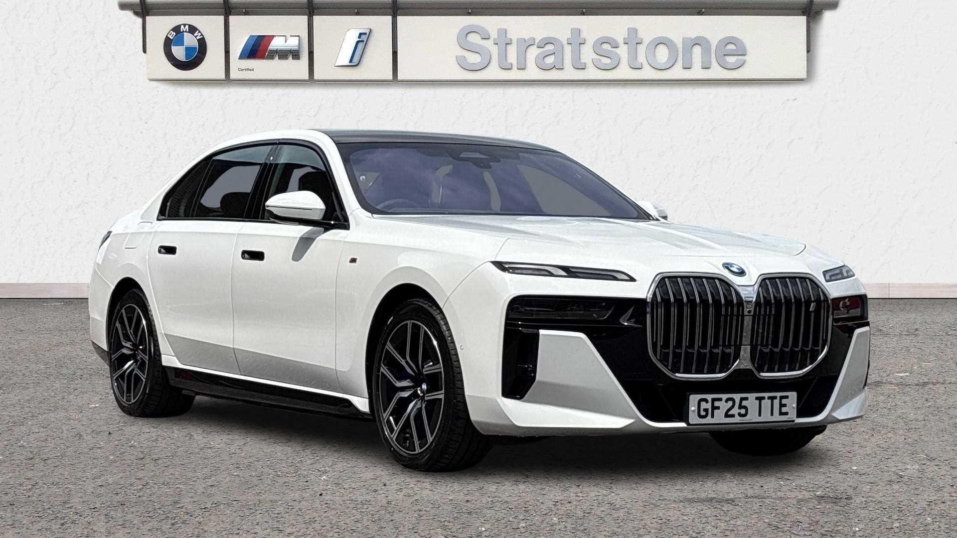 Main listing image - BMW i7