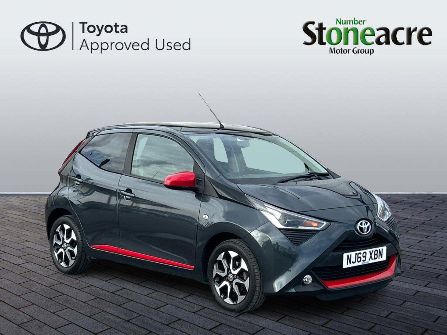 Main listing image - Toyota Aygo
