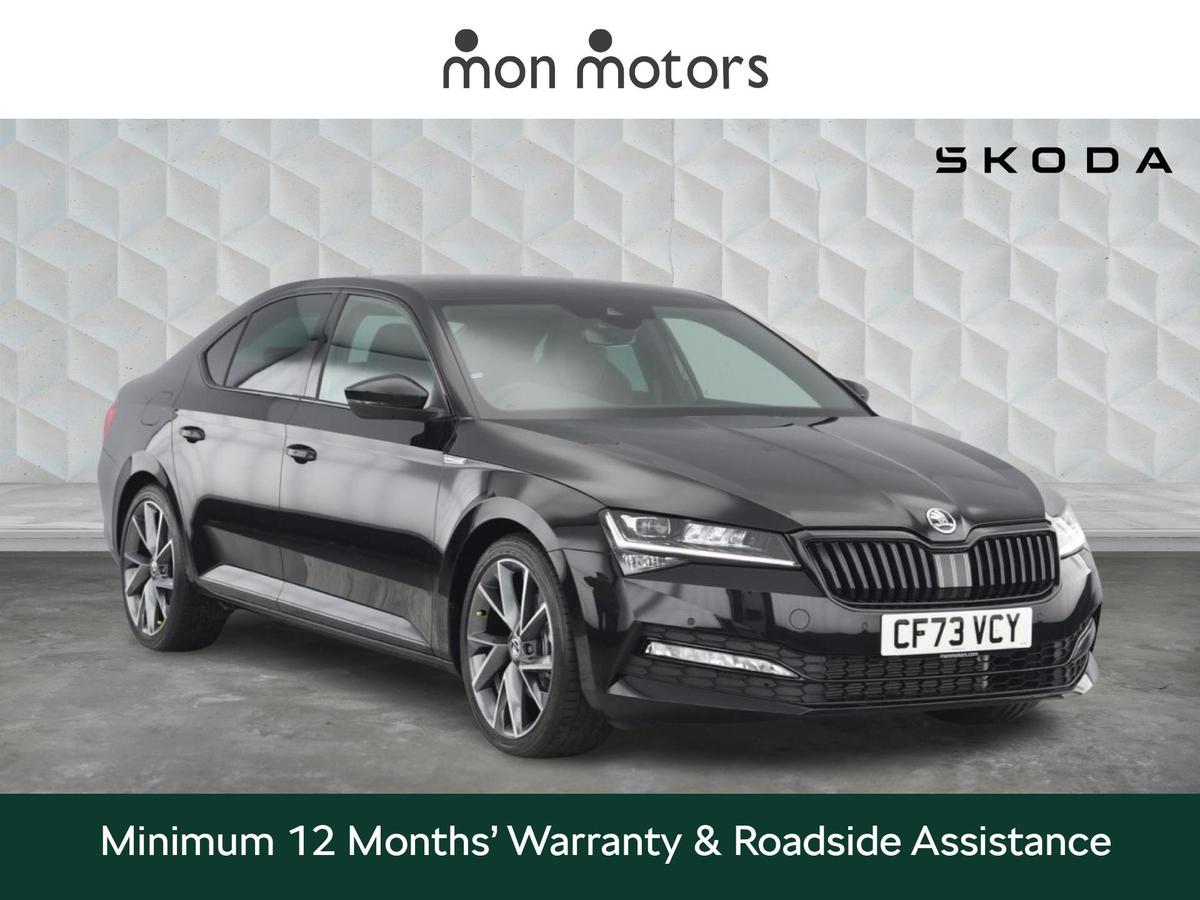 Main listing image - Skoda Superb