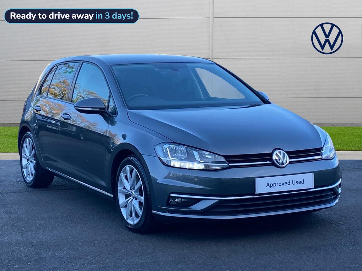 Main listing image - Volkswagen Golf