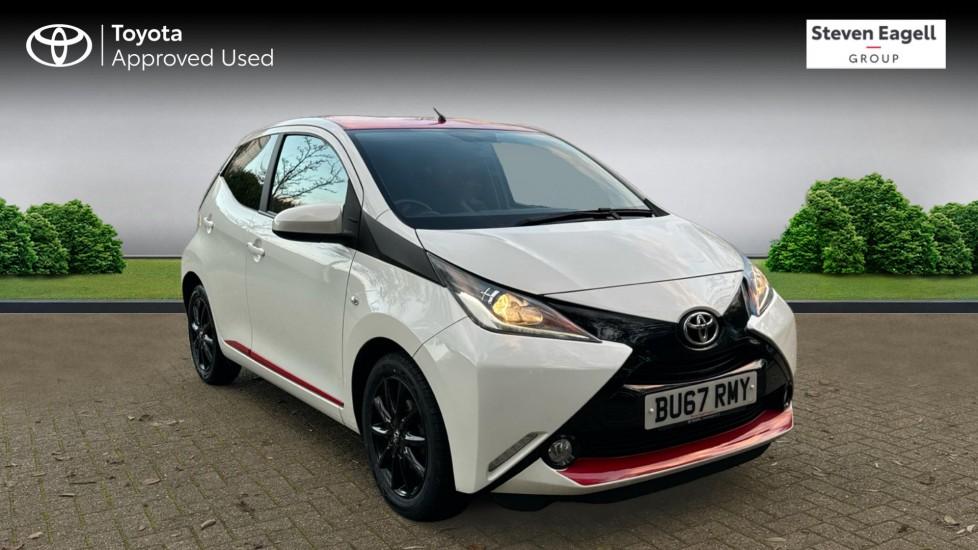 Main listing image - Toyota Aygo