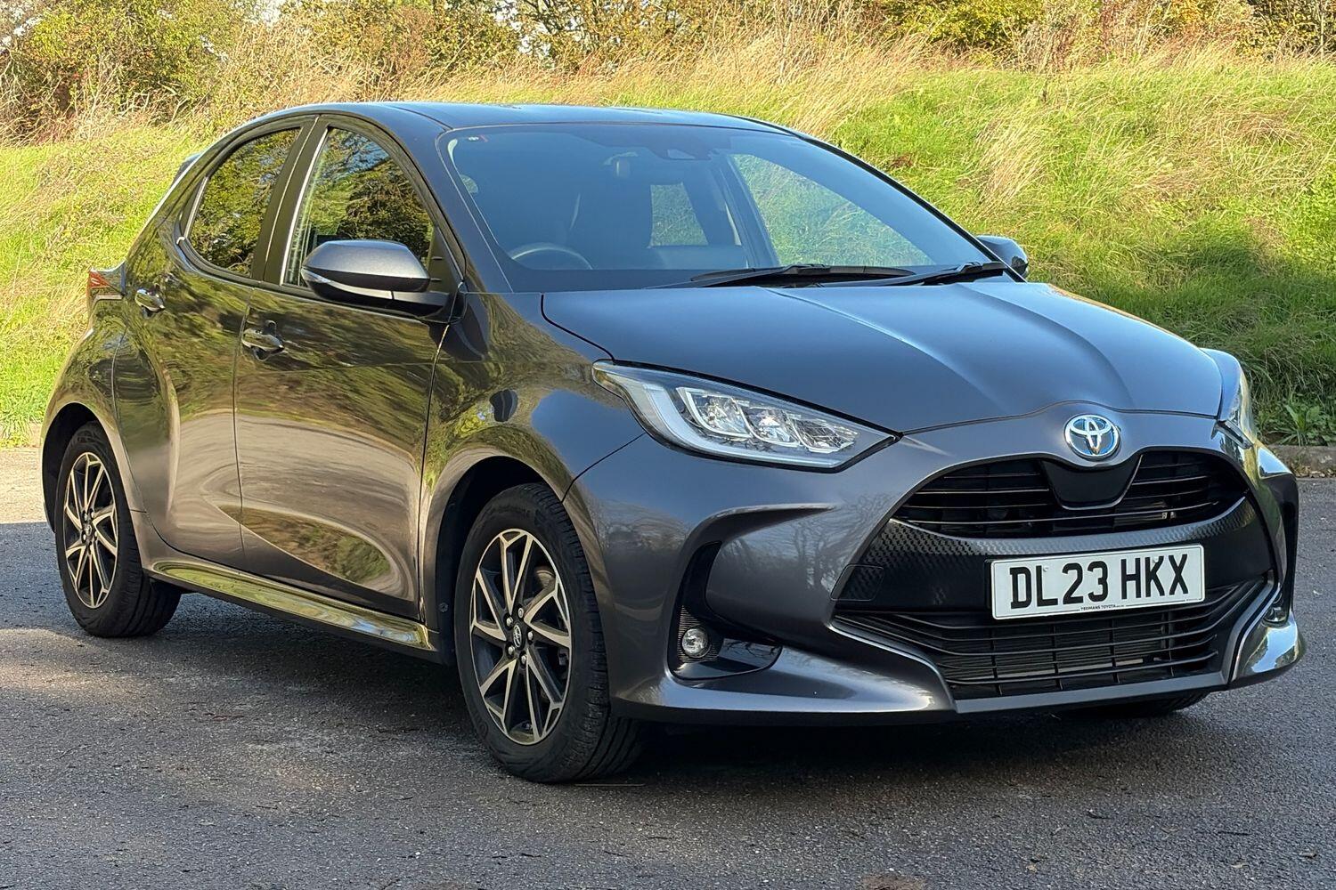 Main listing image - Toyota Yaris