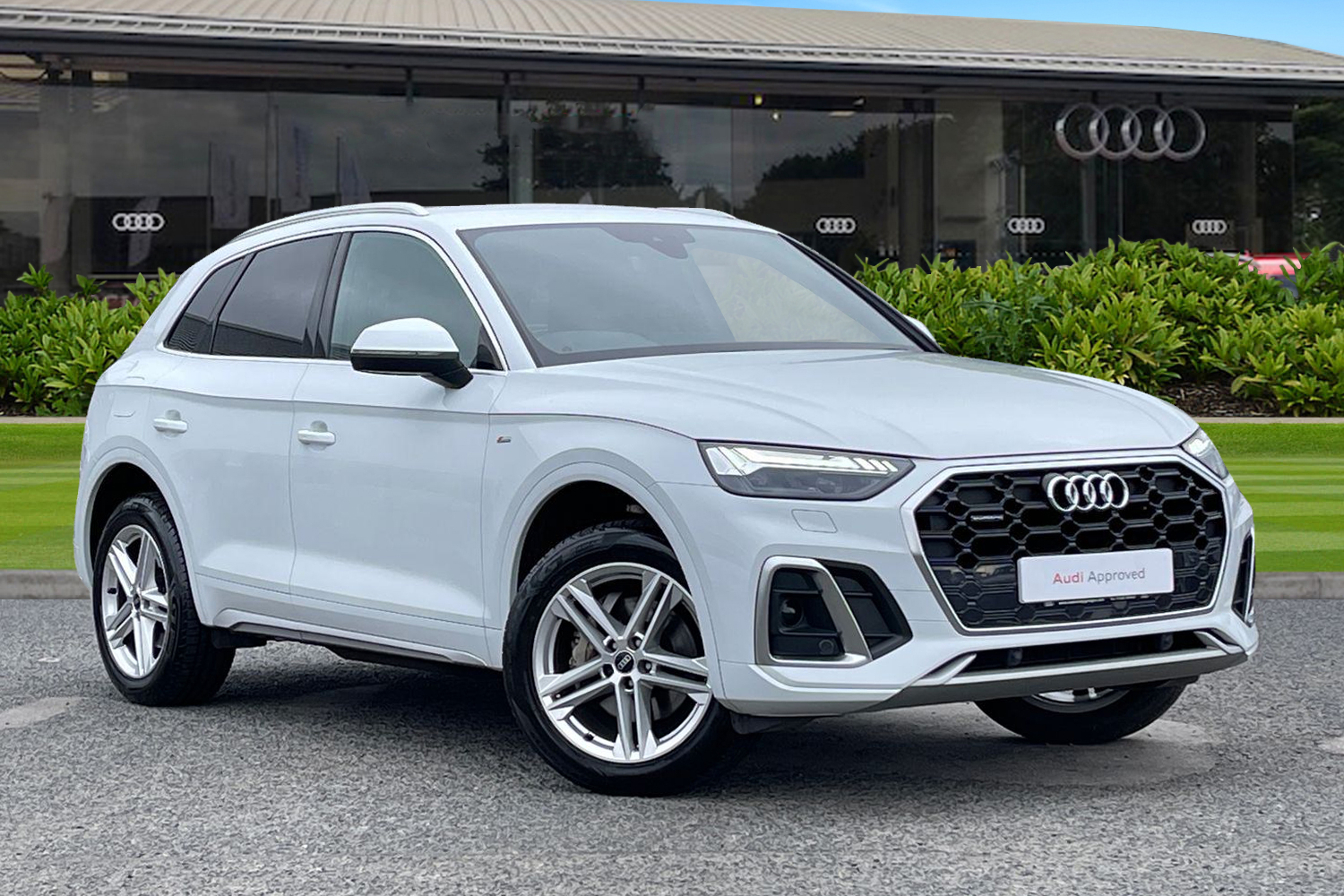 Main listing image - Audi Q5