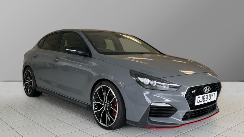 Main listing image - Hyundai i30