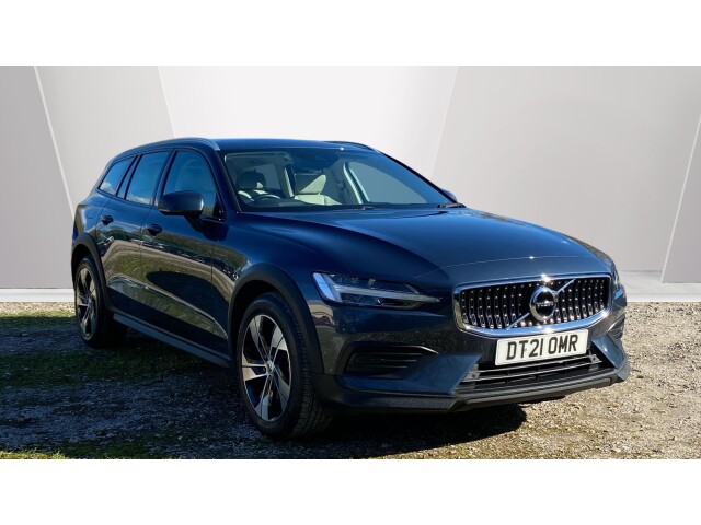 Main listing image - Volvo V60 Cross Country
