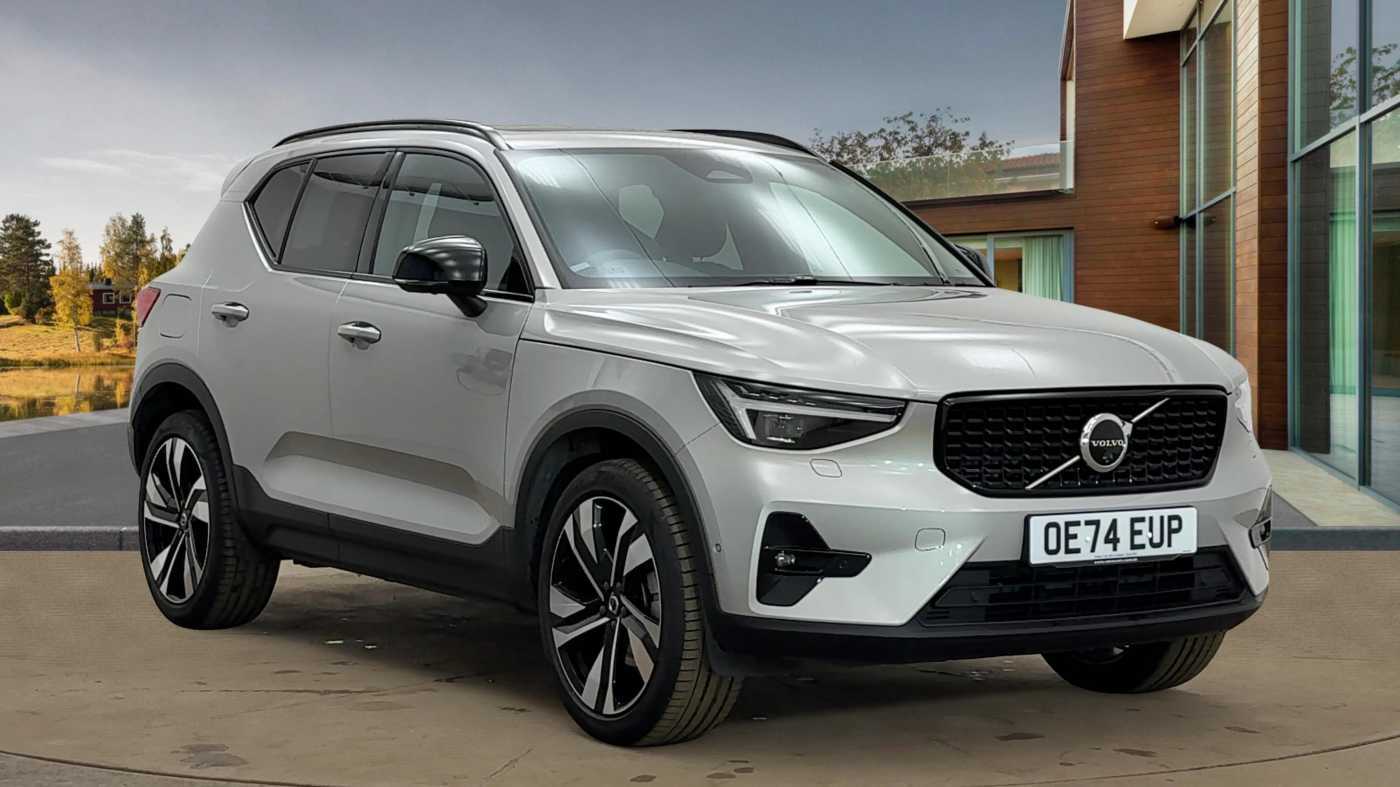 Main listing image - Volvo XC40