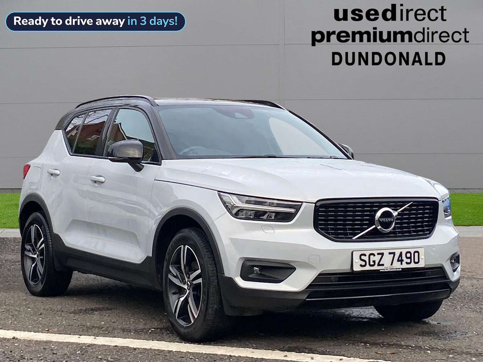 Main listing image - Volvo XC40