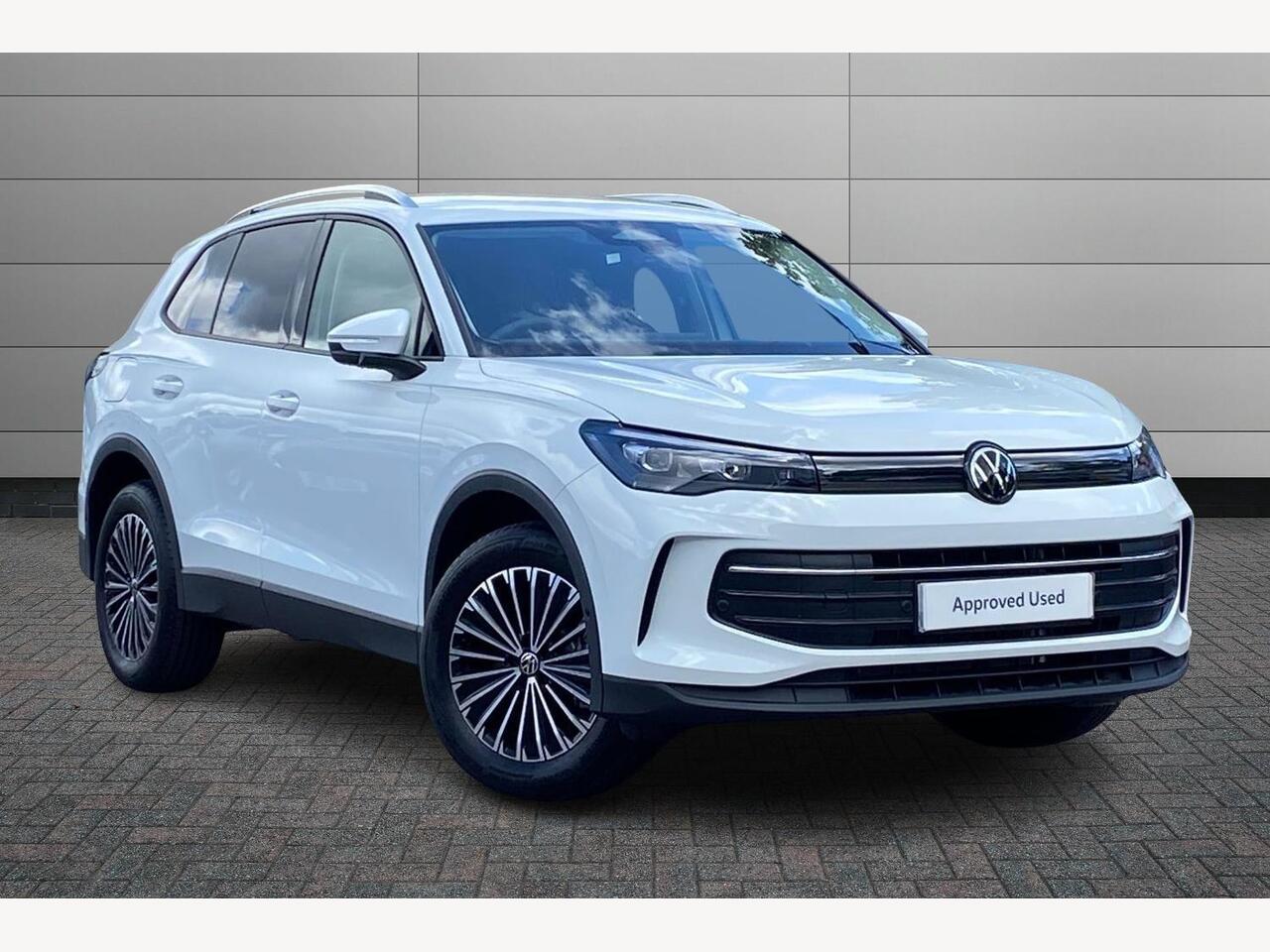 Main listing image - Volkswagen Tiguan