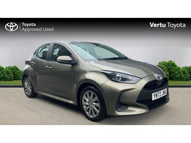 Main listing image - Toyota Yaris